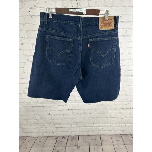 Levi’s 557 Lower Rise Loose Fit Dark Wash Denim Cut Off Shorts Women’s 14 33x10 - Picture 2 of 11